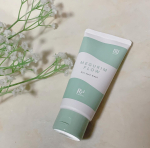 ロゼット株式会社　@rosette.official＊┈┈┈┈┈┈┈┈┈┈┈┈┈┈┈＊MEGURIMジェル洗顔 (FLOW)120g1,320円（税込）＊┈┈┈┈┈┈┈┈┈┈┈┈┈&hellip;のInstagram画像