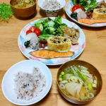 朝ごはん❤#PR #株式会社玄米酵素今朝の主役は北海道産雑穀を使用した12種類の玄米の雑穀ごはん。プチプチもちもちの食感で柔らかくて美味しい。雑穀ごはんに合うおかずは#水餃子スー&hellip;のInstagram画像