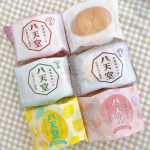 .⁡八天堂 豪華8種24個詰合せ⁡⁡カスタード、抹茶、小倉、プリン、桃、瀬戸内レモン広島メロンパン をお試しさせていただきました！⁡⁡「くりーむパン」を&hellip;のInstagram画像