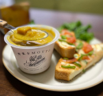 毎日寒くて、慢性冷え性の私体の中から温まりたい〜！しかも、カンタンに！そんな時に便利なのがこのカップスープ❗️✔️野菜をMOTTO 冬季限定 バターナッツかぼちゃスープ🎃&hellip;のInstagram画像