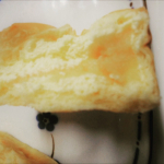 八天堂　くりーむパン　桃🍑パンの生地が&rdquo;ふわっふわっ&rdquo;です。桃のクリームが、アイスみたいになっています。&rdquo;ふわっふわっ&rdquo;です。とてもおいしいです。食べる価値ありです。#&hellip;のInstagram画像