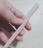 花柄で可愛い🌼カミソリってシンプルに色だけしかついてないのが多いけどこれなら気分も上がって手に取りやすいね🦸🏽&zwj;♂使い心地もいいし💮#PR #ニッケンかみそり株式会社 #ニッケンかみそり #顔&hellip;のInstagram画像