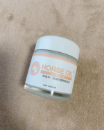 ネオナチュラル 馬油クリーム1週間ほど使用してみました。お風呂上りに塗ると1日乾燥しません。そして肌荒れもしない！！塗ったところを触ってみると、べた付かないけど、肌がもちっとしてい&hellip;のInstagram画像
