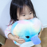 もちもちぬいぐるみ☺️自宅で寝るとき以外ほとんど一緒にいます☆もちもち娘ともちもちぬいぐるみ。#PR #トイザらス #トイザらス #toysrus #誕生日プレゼント #クリスマスプレゼン&hellip;のInstagram画像