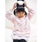 ＊娘はふわふわしたものが大好き💕❤😘私がふわふわしたパーカー着ていたら、ずっとすりすりと肌をつけてくるくらい好き🤣🤣.冬は外遊びも保育園であるけれど、一気に寒くなってき&hellip;のInstagram画像