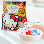 ドンキホーテ限定、お塩のお風呂　汗かきエステ気分　マグマバースト＋🥰今までいろんな入浴剤を使ってきたけどこの色は珍しい！子供がめっちゃくちゃテンション上がってました😊遊びに夢中でなかなかお風呂&hellip;のInstagram画像