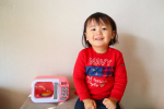 @toysrus_jp のマイストーリーのくるくるまわるよクッキングレンジ🍳最近は&hellip;２歳の駿之介👦もすっかり使いこなしてます😚最初は付属のお肉🍗とかハンバーガー🍔だったのに、最近はトミ&hellip;のInstagram画像
