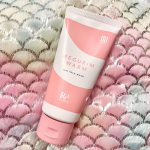 毛穴ケアジェル洗顔『MEGURIM WARM』お試ししました^ ^洗顔料って泡立てるものでしょ？って思ってたけど泡立てずに使うジェル洗顔っていうのがあることを知り半信半疑🙁ながら使ってみようか&hellip;のInstagram画像