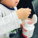 おいしく今日も栄養補給！我が家の子供たちは毎日楽しんで食べていますよ。#スクスクのっぽくん #カルシウム #身長 #ビタミンD #成長応援 #乳酸菌 #モンドセレクション #カルシウムグミ #美味&hellip;のInstagram画像