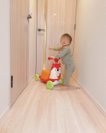 トイザらス・ベビーザらス限定🦒✨⁡先日紹介した屋内用の乗り物おもちゃ＼*. 𝖲𝖪𝖨𝖯 𝖧𝖮𝖯 ライドオントイ フォックス .*／⁡廊下を一直線に爆走するのが気に入ったようでドアを開けてと催&hellip;のInstagram画像