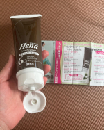 テンスターカラートリートメント　をお試しさせて頂きました。使用のたびに色合いを与え、白髪を目立たなくする着色効果のあるトリートメントです。カラーバリエーションも豊富でわたしは6G ダークグ&hellip;のInstagram画像