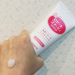 ❣️ロゼット ゴマージュ モイスト❣️使ってみました。肘に使用しました。綺麗に洗い流した後もツルツルしていますが、使用して3日経ってもツルツルしていてビックリ✨それに、全身使えるのは嬉しいです&hellip;のInstagram画像