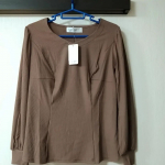 ニッセン様（@nissen_inner_official ）✨*「【大きい胸専用】リブVネックデザインカットソー（長袖）」のご紹介をさせて下さい＼(^o^)／✨*💙「【大きい胸専用】リブVネッ&hellip;のInstagram画像