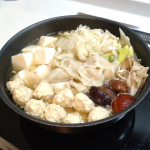 モニプラでマルトモだし小鍋　地鶏塩ちゃんこ鍋つゆ当選しました✨何が当たるかお楽しみ企画だったので開けるまで何が届くか分からずワクワクして開けました😄寒い季節なので鍋嬉しい&hearts;️地鶏塩&hellip;のInstagram画像