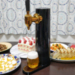 ホームパーティーが多く、ビールをよく飲む我が家。先日開催したクリスマスパーティーでは、超音波式のスタンドビールサーバー「ミスティバブルス」が大活躍してくれました。こちら、お家で手軽にビアホール&hellip;のInstagram画像