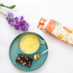 ＊＊＊＊＊＊＊＊＊＊＊＊＊今日は一段と寒いですね！　最近のお気に入りは「ブレンディナチューム」味の素AGFのギルトフリーのおやつラテなの。☑ほくほく完熟 栗かぼちゃのラテ☑&hellip;のInstagram画像