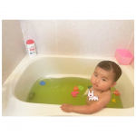 ♡入浴しながら肌トラブルを鎮め、お肌の水分を補給できるアトピタの薬用保湿入浴剤🛁✨あとピタお試しさせていただきました🫶✨ベビーから使えるし、あとピタって有名だから安心感がある🤝💞&hellip;のInstagram画像