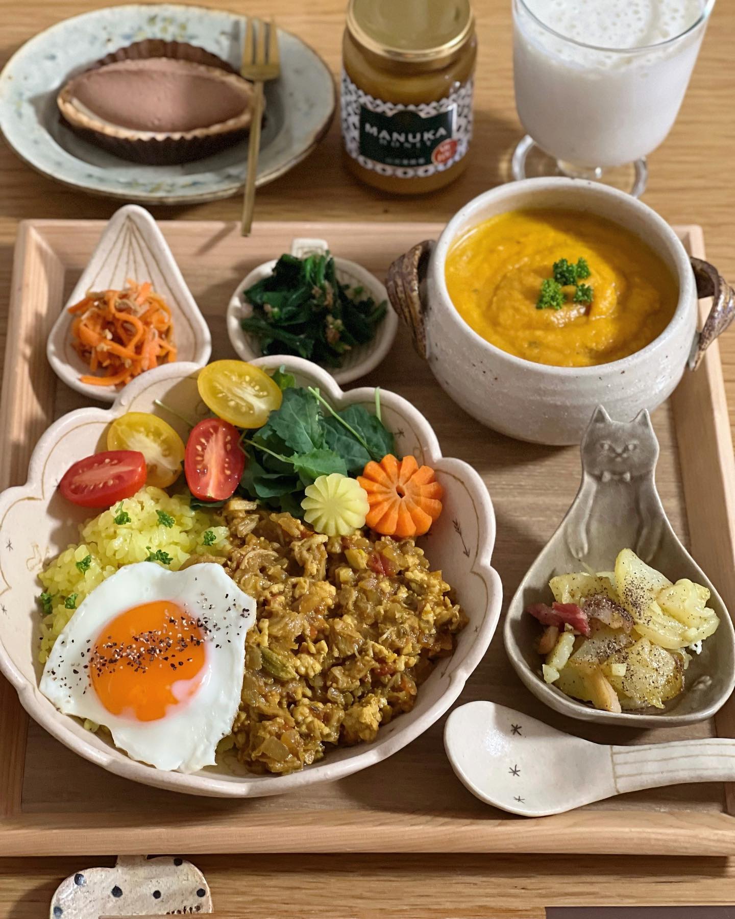 口コミ投稿：𓅿⁡✎スパイスキーマカレー✎ジャーマンポテト✎オーガニックキャロットスープ( @muso_or…