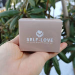 SELF-LOVEオールインワンラメラマッサージジェルをお試しさせて頂いたのでご紹介します。募集要項が、・30歳代～50歳代の女性の方・お肌の潤い、ハリや透明感がなくお困りの方・顔&hellip;のInstagram画像