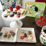 見てみて💕このかわいさは反則級だよ💕メリーチョコレートのバレタイン商品🐱ねこみゃみれの『にゃそーてっどチョコレート』を頂きました✨缶には立体的なねこちゃんたちがたくさん💕開けてみると、思わ&hellip;のInstagram画像