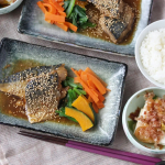 ド・ストライクの味付け。オイシックスの「さばのみぞれ煮」。肉厚でおいしいお魚。骨抜きなので、子どもに分けてあげるのも簡単。みんなで争奪戦でした。初めてミールキットを試してみまし&hellip;のInstagram画像