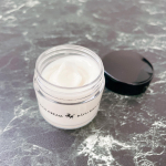 明色化粧品さん(u0040meishoku_corporation )の「リモイストクリーム リッチタイプ」を使わせていただきました♡馬油とスクワランを配合した保湿クリームです馬油が、とても高&hellip;のInstagram画像