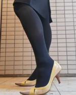 寒い❄️寒い～❄️そして、浮腫む&hellip;😢スリムウォーク あったかタイツなめらかタッチを履こう❗箱から出すと細くて入るか心配だったけど、キツくもなく、脚はほどよいフィット感。お腹周りはゆった&hellip;のInstagram画像