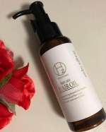 【Hz ストレートリペアヘアオイル】髪のくせ・うねりの原因にフォーカスしたHzストレートリペアシリーズから、女性の「髪のくせ・うねり」の悩みに応えるべく開発されたアウトバストリートメントのヘアオイ&hellip;のInstagram画像