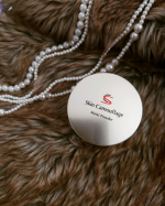 マシューフィールド  モイストパウダー🤎⁡⁡⁡⁡下地もマシューさんを使用してます✨ ⁡⁡⁡⁡エアコンや外気の肌のカサつきや乾燥気になりがちですが、このパウダーは保湿成分入りだから、感想&hellip;のInstagram画像