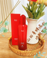 .🔻フォローミー🔻u0040erikodesuyoo⁡▷▶︎▷ ⁡ローヤルゼリーの力で、地肌から整えて美しい髪を育てる山田養蜂場の大人気ヘアケアシリーズが😊⁡【薬用 RJ 地肌ケア&hellip;のInstagram画像