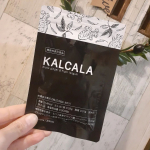 株式公開サン・クラテ製薬さんの「KALCALA（カルカラ）」をお試ししました❗.「脂肪」「むくみ」「冷え」の悩みにアプローチしてくれるサプリです。.自分はとにかく冷えに悩んでます。末端冷え性&hellip;のInstagram画像