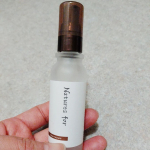 shimako20.16ネオナチュラルのNatures for クリアセラムです。使っていると毎日肌がしっとり潤ってて、モチモチで幸せです。しっかり保湿していないと粉吹いたり、乾燥しすぎて痒く&hellip;のInstagram画像