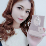 今日はValentine Day❤🍫🎁皆さんは「本命チョコ」「友チョコ」「お礼チョコ」&hellip;&hellip;「自分へのご褒美チョコ」❔最近は色々なバレンタインの形があるみたい🤭💕🍫チョコだけプレゼト❔プラスす&hellip;のInstagram画像