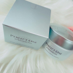 パーフェクトワン　薬用ホワイトニングジェル　をお試しさせて頂きました🌼パーフェクトワンのオールインワンって有名ですよね🤔💡その中でもこの薬用ホワイトニングジェルは美白向け🙆&zwj;♀️オールインワンな&hellip;のInstagram画像