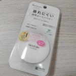 崩れにくい透明ルースパウダーでマスクにもつきにくい！？.モイストラボ　ルースパウダー〈透明タイプ〉をお試しさせていただきました。テカリ・崩れを防止してふんわりマシュマロ肌に仕上げてくれるパウ&hellip;のInstagram画像