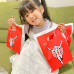 江崎グリコ様の『可愛いミニプレゼントセット＜袋＞』大人数に配るときにおすすめの子どもが喜ぶGlicoの人気お菓子5品のセット💛セット済みの状態で届くので詰め合わせ作業も不要なのも嬉しい商品😆&hellip;のInstagram画像