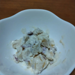 サツマイモの甘みとレーズンの酸味がマッチしていて、爽やかなソースがまとめてくれている感じ！#PR #株式会社ヤマザキ #カネ吉 #カネ吉オンライン #kanekichionline #もう一品 #も&hellip;のInstagram画像