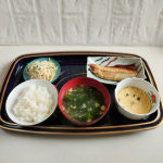 手軽に1品料理レンジで簡単ふわとろ茶碗蒸し  茶碗蒸しは手作りだど難しくて買ってたけどインスタントでできるところに惹かれておためししてみることに 作り方はとっても簡単フリーズドライにな&hellip;のInstagram画像