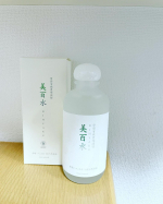 yunoco.i美百水&hellip;というだけあって、水のようにサラリとしたテクスチャー💧潤うのかな&hellip;?と心配になるほどサラサラですがつけると浸透していく感じが✨一度では潤った！とまではないですが&hellip;のInstagram画像