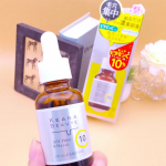 .毛穴開き、毛穴目立ち、毛穴落ち、皮脂テカリ、シミ・くすみ対策など総合ケアが叶うというビタミンC美容液🍋.キャップがスポイトになっていて、1滴ずつ調節して使用できます。美容液は少しとろみがあっ&hellip;のInstagram画像