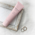 .⁡ツヤ肌になれちゃう💓💓肌悩みに合わせて選べるコントロールカラー下地⁡⁡⁡モイストラボコントロールカラー下地＜ピンクグロウ＞⁡&there4;‥∵‥&there4;‥∵‥&there4;‥&there4;‥∵‥&there4;‥∵‥&there4;‥&there4;‥∵⁡&hellip;のInstagram画像