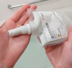 濃密あわ洗顔どろアミノを使用してみました😀もっちり弾力のある泡がお肌を優しくスッキリ洗い上げます！フランス産のクレイ2種配合で毛穴汚れ、余分な皮脂を吸着除去。なめこ由来の高分子多糖体、アミノ酸15&hellip;のInstagram画像