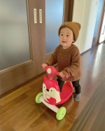 トイザらス 🦒⁡u0040toysrus_jp トイザらス・ベビーザらス限定✨子供の成長に合わせて長く楽しめる屋内用ライド・オン・トイ𓂃 🛴. ⋆最近はスクーターにして遊ぶように👦🏻&hellip;のInstagram画像