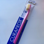 ❤️🧡💛CURAPROX 5460 ultra soft💛🧡❤️..スイス🇨🇭の歯ブラシ！！やっぱり海外の歯ブラシって毛の部分でかい😁！！毛は結構柔らかい感じで、磨き心地も結構良いです&hellip;のInstagram画像