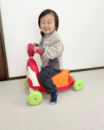 maco.pipi⁡⁡ライドオン トイ フォックス 🦊⁡ベビーザらス限定🎈⁡今日も元気くん🥰⁡キックスクーターにして遊ぶのも好きだけど座って乗るのもお気に入り💕⁡⁡サラリー&hellip;のInstagram画像