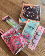 時差投稿❤️..子どもにあげるバレンタインを一緒に作ったよん😊❤️..子どもも楽しめるし、洗い物が全然出ないのが良かった☺️💕..ねこのフォンダンショコラも作ろうと思ったんだけど、バ&hellip;のInstagram画像