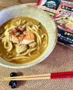 『なべやき屋キンレイ』様の、「お水がいらないチゲうどん」を頂きました🍴✨お鍋🍲に入れて、温めるだけで手軽にあつあつのチゲうどんがいただけます✨具材は、つくね・もやし・にら・玉ねぎ・キャベツ・き&hellip;のInstagram画像
