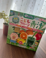 ..スクスクのっぽくんの子供フルーツ🥭💗いつもは青汁はミルクに入れて飲ませてましたが、今日はヨーグルトに入れてみました🥺娘は美味しいって食べてました🫶牛乳にいれてもいいし水に入れて&hellip;のInstagram画像