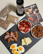 ずっと家で作ってみたかった燻製料理🏠短時間で簡単に燻製(簡易冷燻)を楽しめるフードスモーカー見つけました！ ✽+&dagger;+✽――✽+&dagger;+✽――✽+&dagger;+✽――✽+&dagger;+✽――すぐに使えるスモークチ&hellip;のInstagram画像