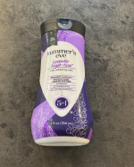 【サマーズイブ ラベンダーナイトタイムウォッシュ】を試してみました🙆&zwj;♀️✨Point: ❇︎癒されるラベンダーとアンバーの香り❇︎カモミール保湿エキスにより寝ている間にうるおいをチャージ&hellip;のInstagram画像